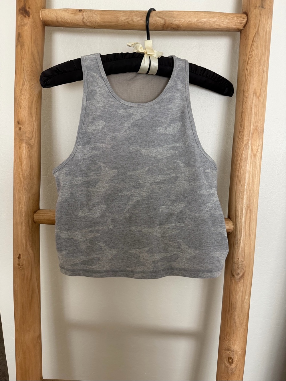 Vuori Women's Sleeveless Crop